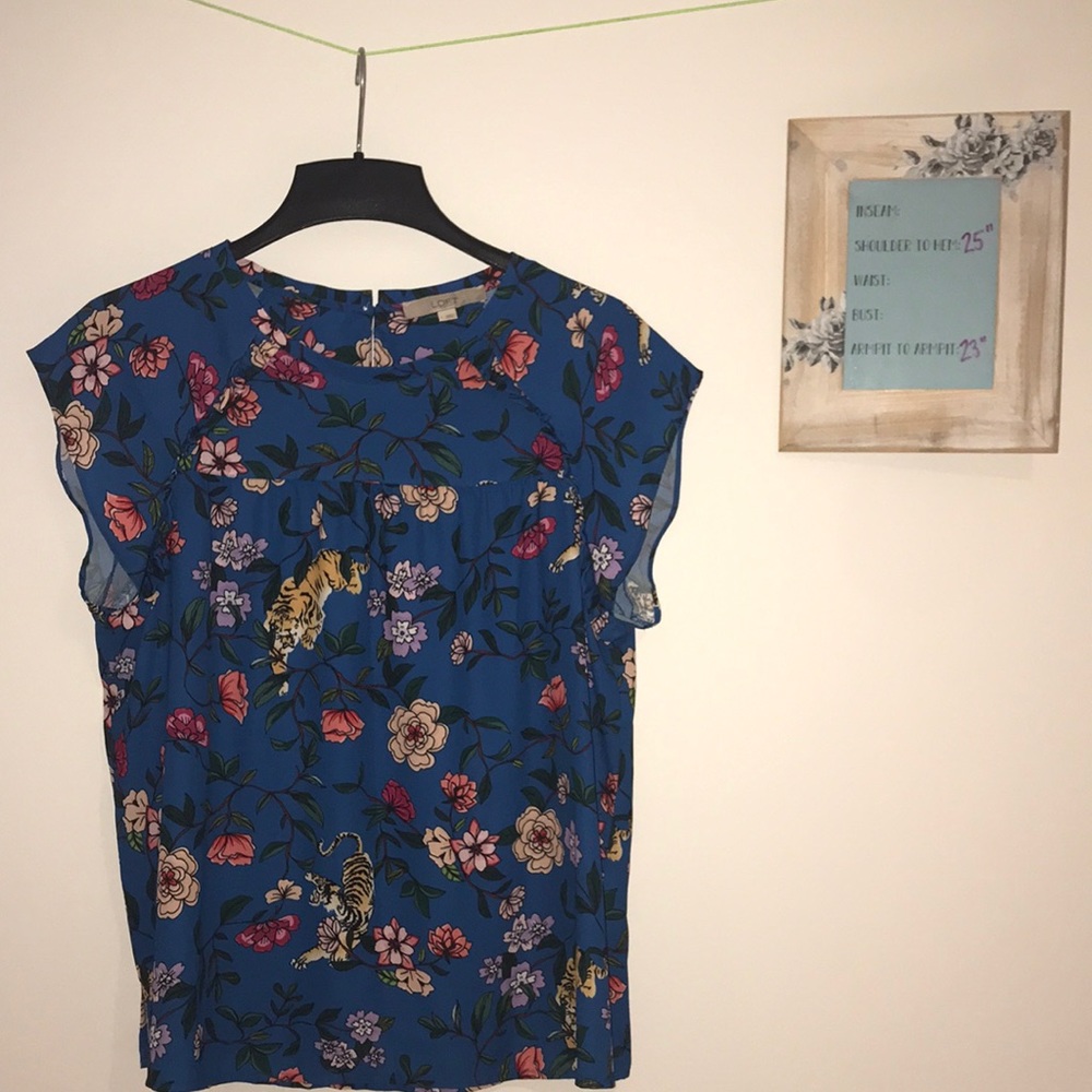 LOFT cap sleeve blouse EUC